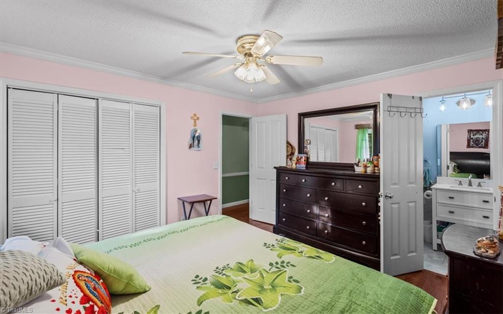 1130 Heathwood Road Property Photo 18