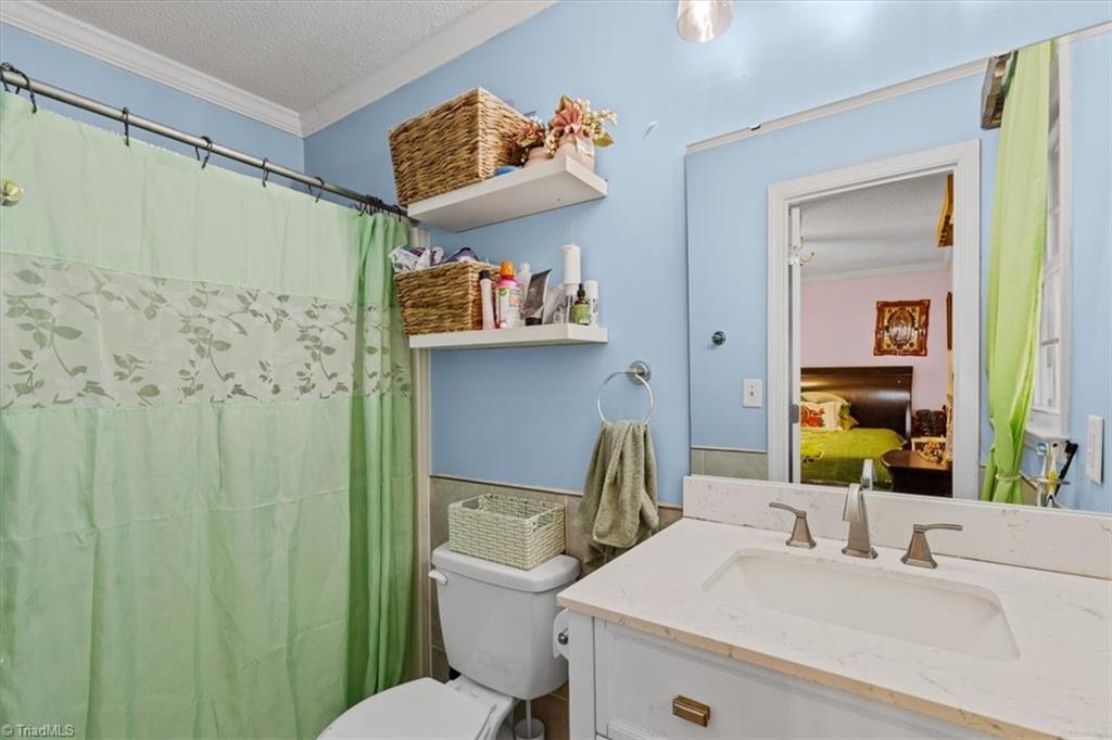 1130 Heathwood Road Property Photo 19