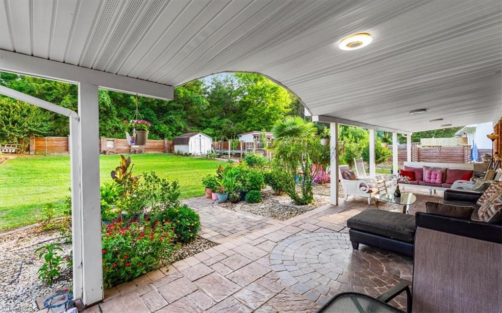 1130 Heathwood Road Property Photo 30
