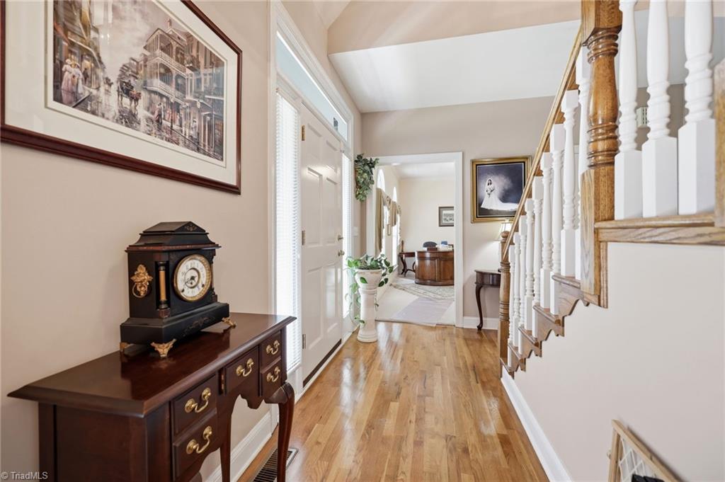 2101 River Road Property Photo 18