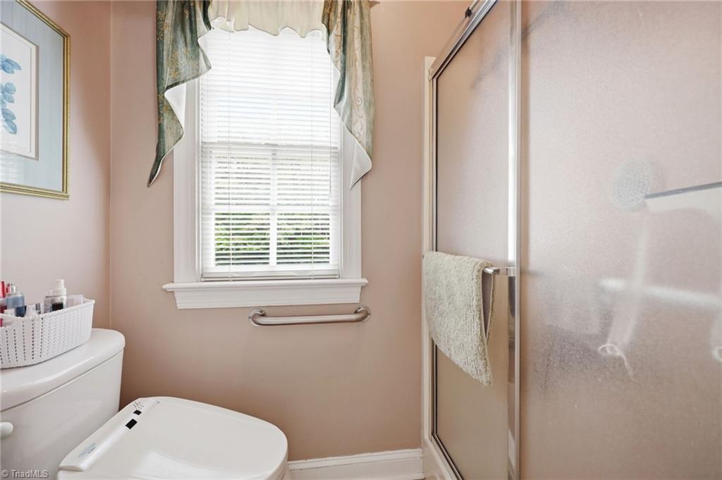 2101 River Road Property Photo 23