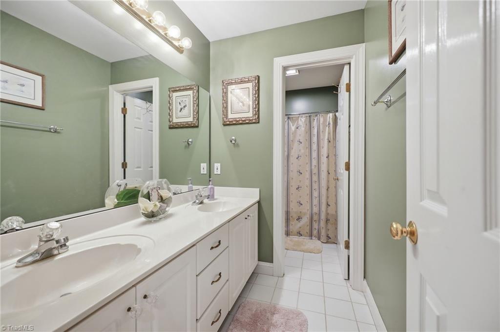 2101 River Road Property Photo 25