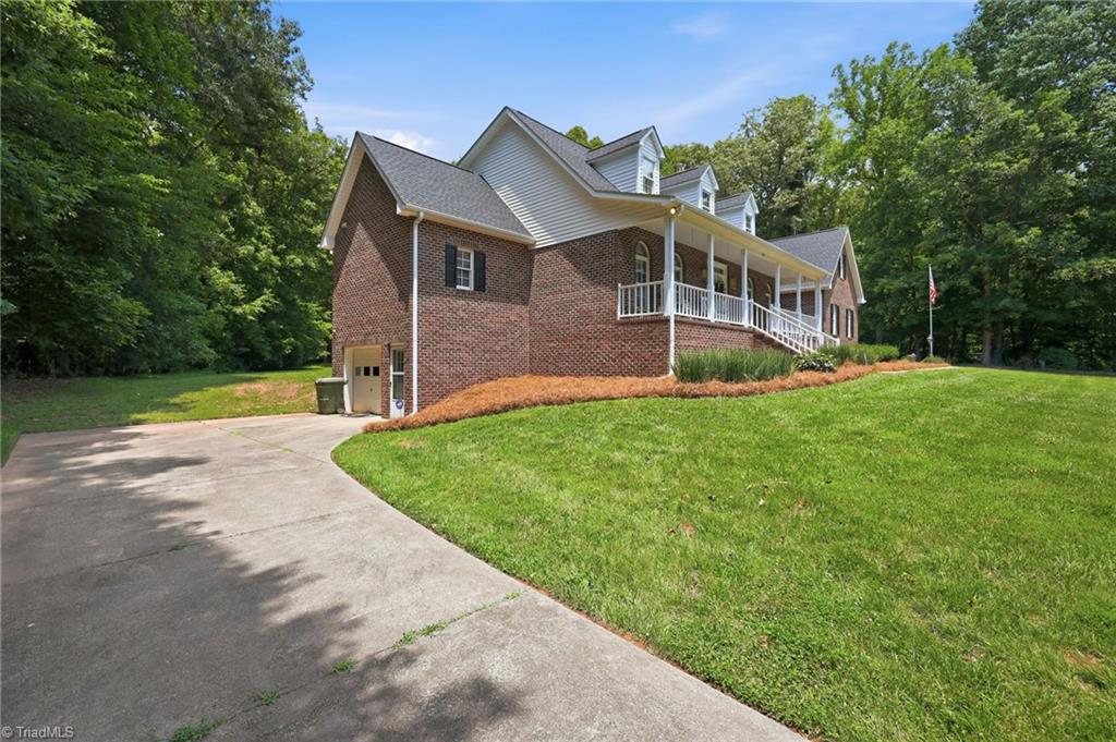 2101 River Road Property Photo 39