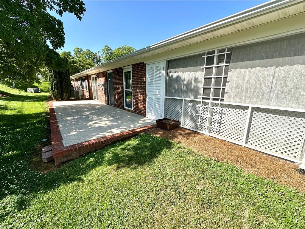 2023 N Main Street # B Property Photo 10