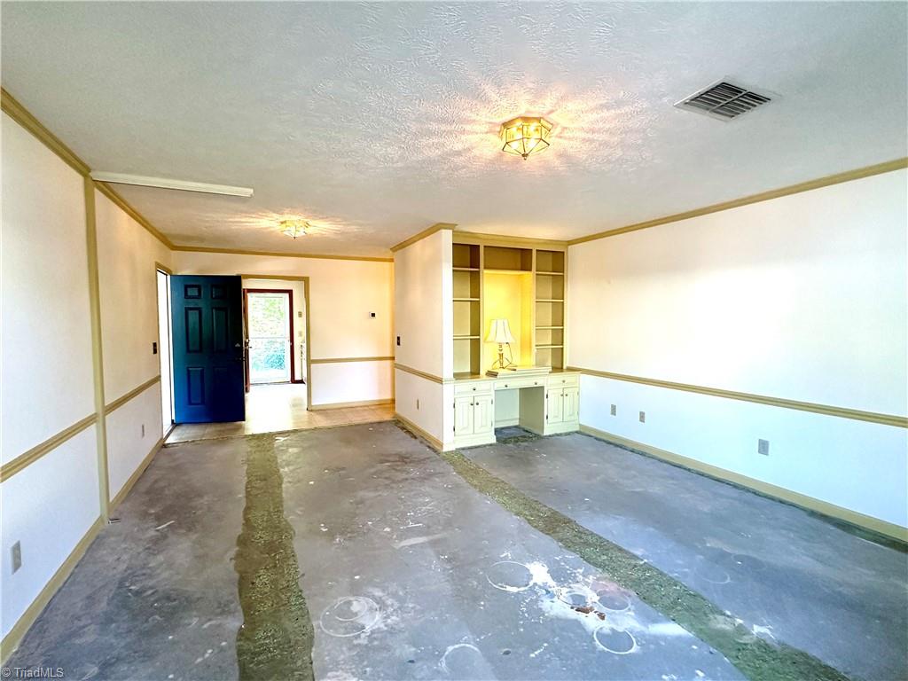 2023 N Main Street # B Property Photo 13