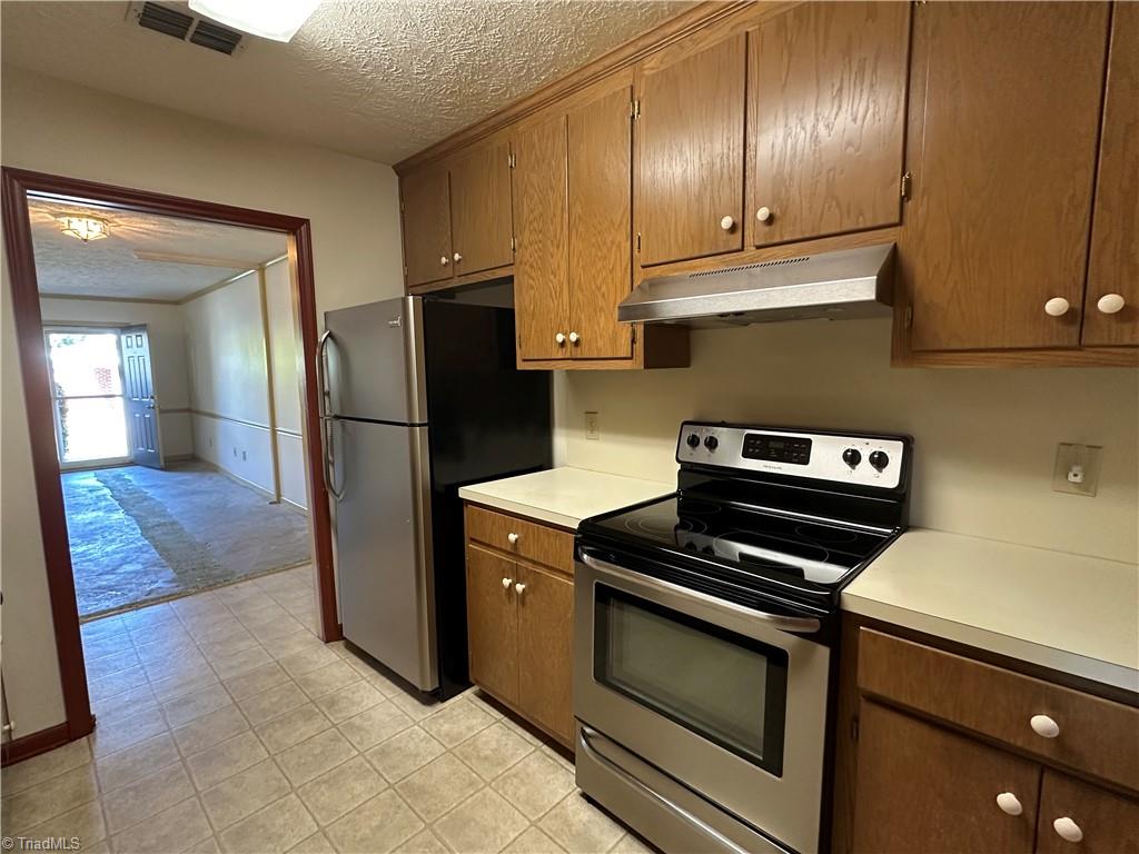 2023 N Main Street # B Property Photo 18