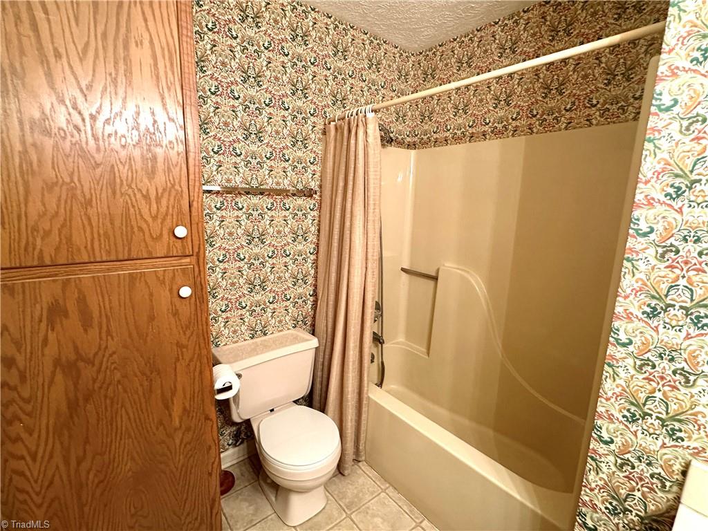 2023 N Main Street # B Property Photo 21