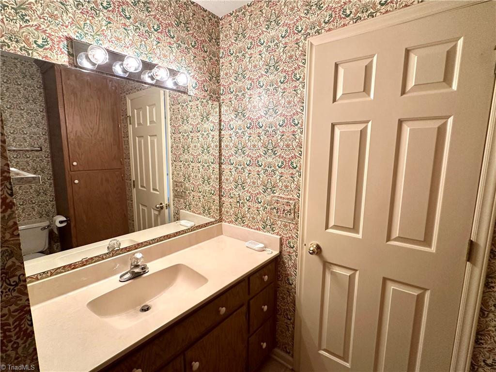 2023 N Main Street # B Property Photo 22