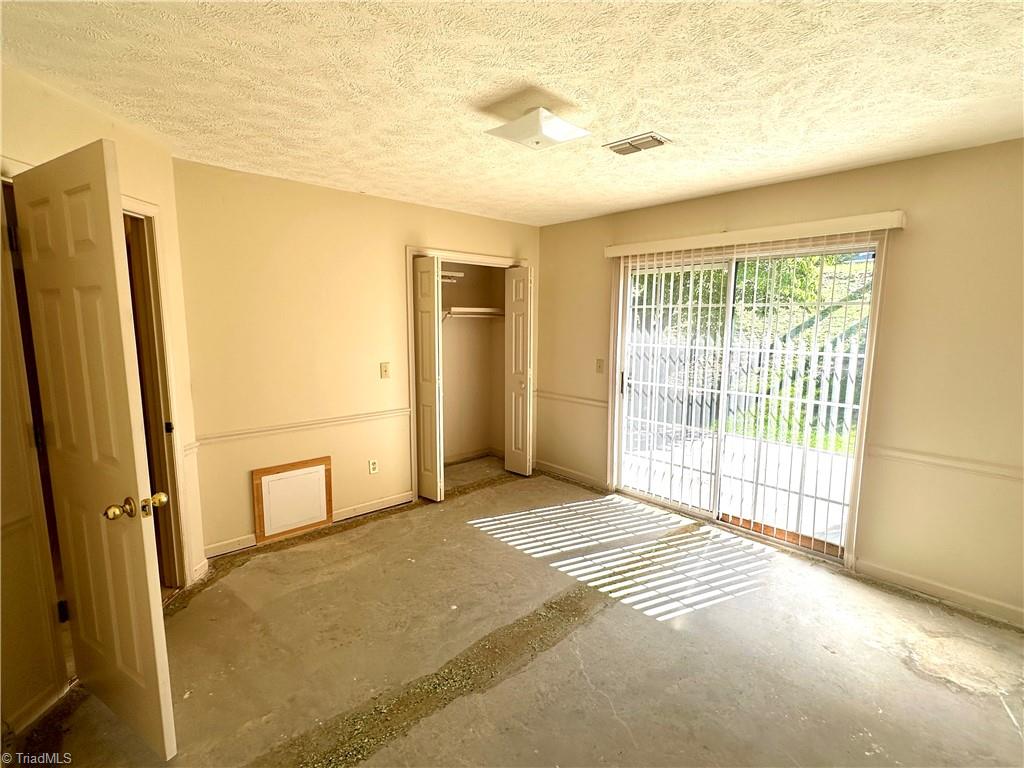 2023 N Main Street # B Property Photo 24