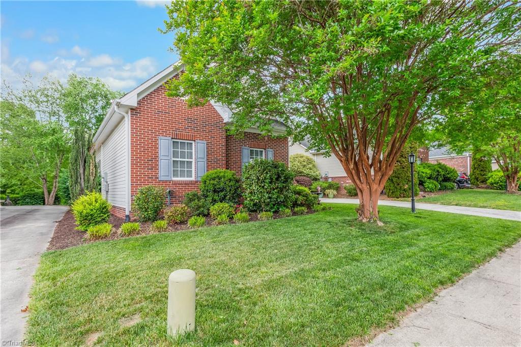 6604 Springfield Village Lane Property Photo 2