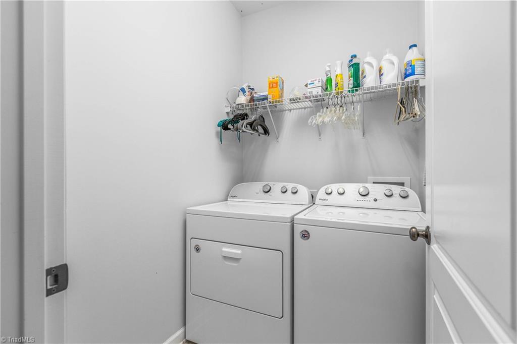 6604 Springfield Village Lane Property Photo 19