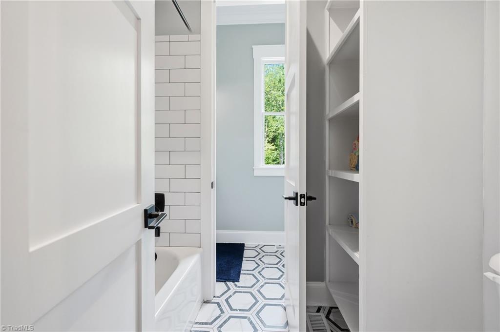 201 Sotep Lane Property Photo 29