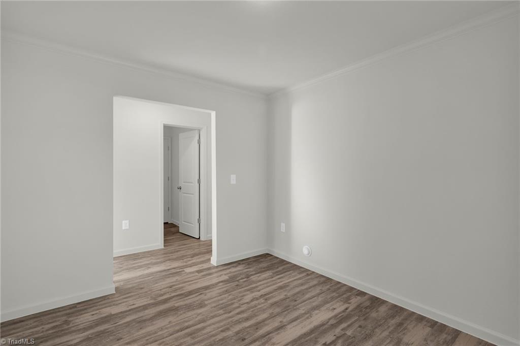 725 Torbay Drive Property Photo 8