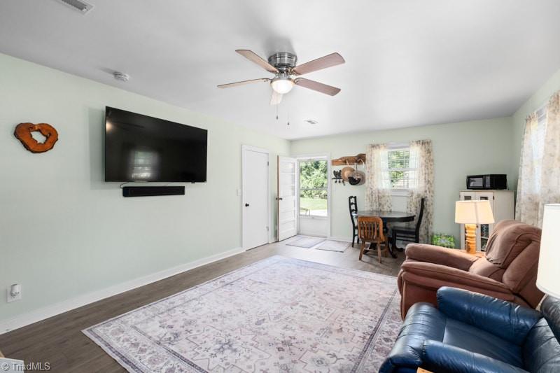 160 Pinelawn Drive Property Photo 25
