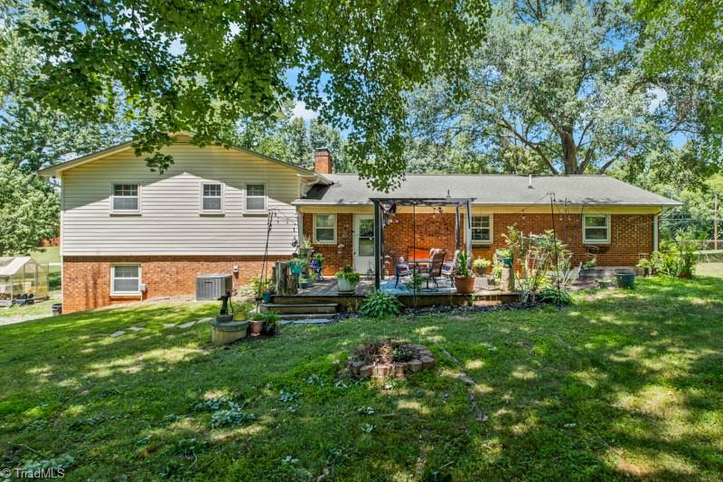 160 Pinelawn Drive Property Photo 31