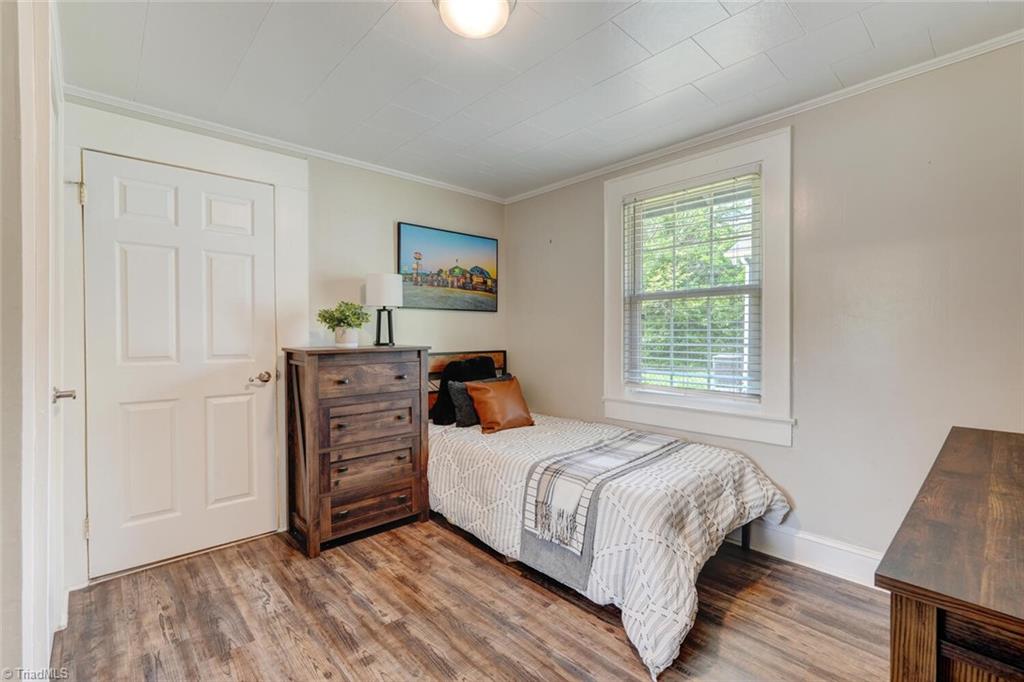 1542 Albright Avenue Property Photo 14