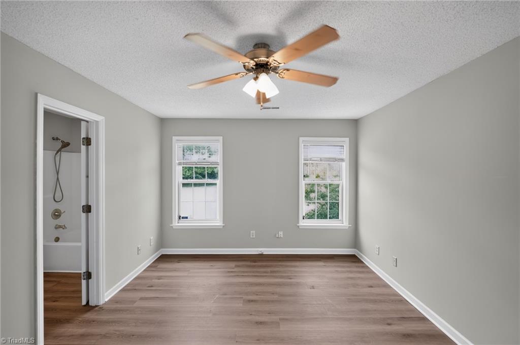 904 Rauhut Street Property Photo 16