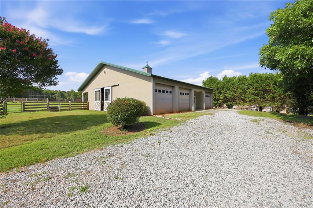 8861 Boylston Road Property Photo 4