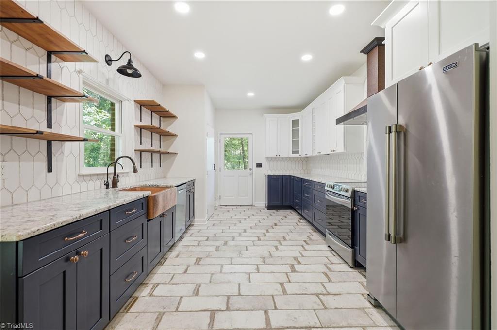 8861 Boylston Road Property Photo 14