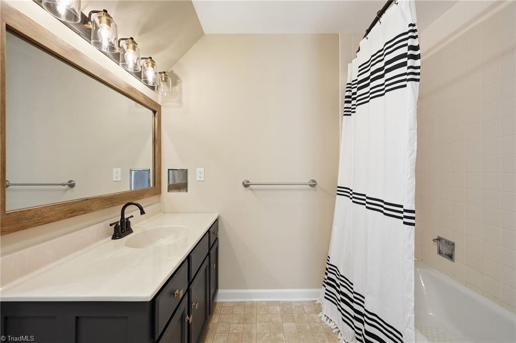 8861 Boylston Road Property Photo 31