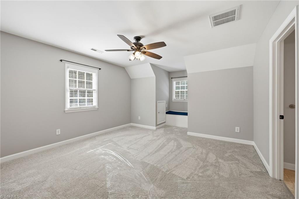 8861 Boylston Road Property Photo 32