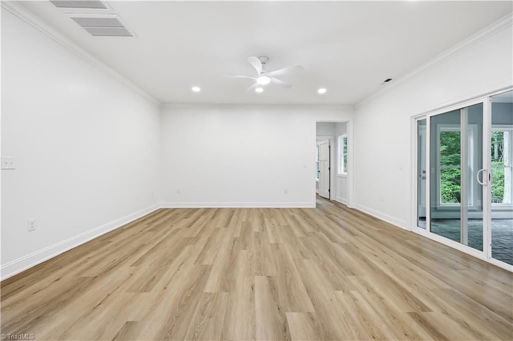2646 Johns Ridge Drive Property Photo 13