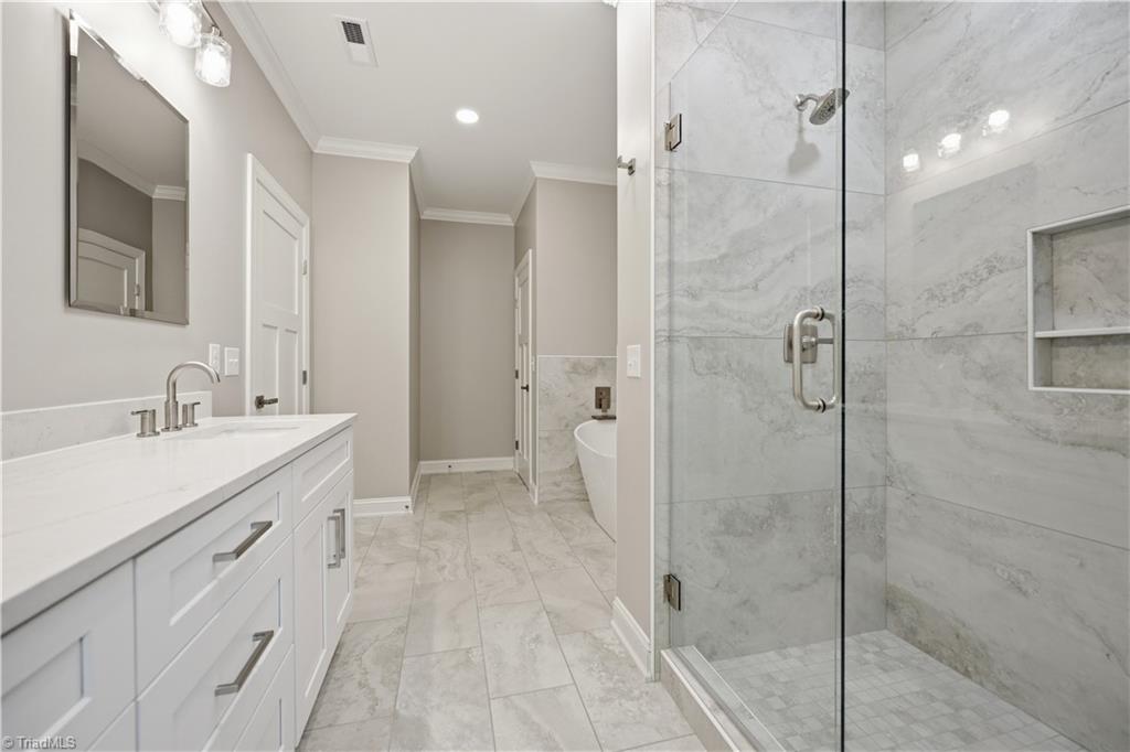 2646 Johns Ridge Drive Property Photo 22
