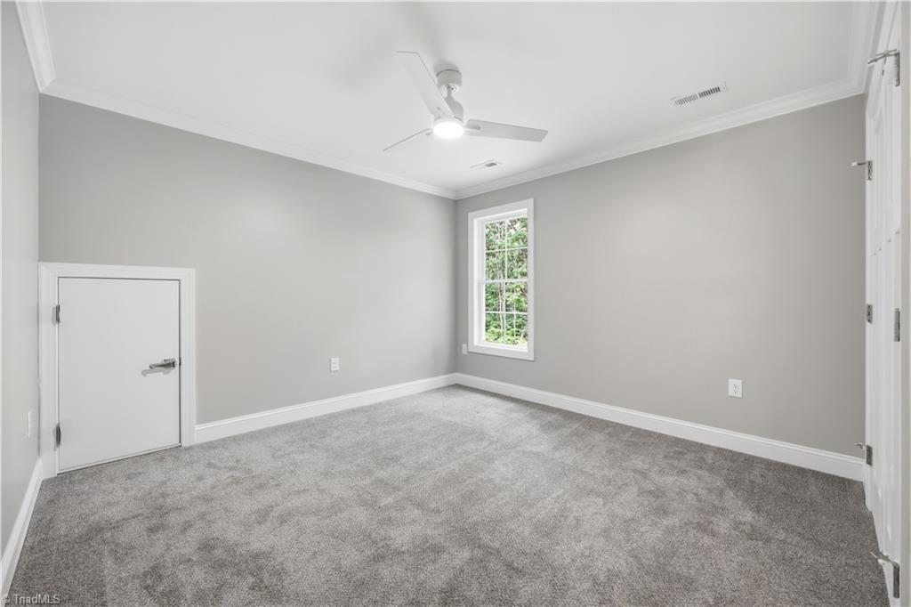 2646 Johns Ridge Drive Property Photo 29
