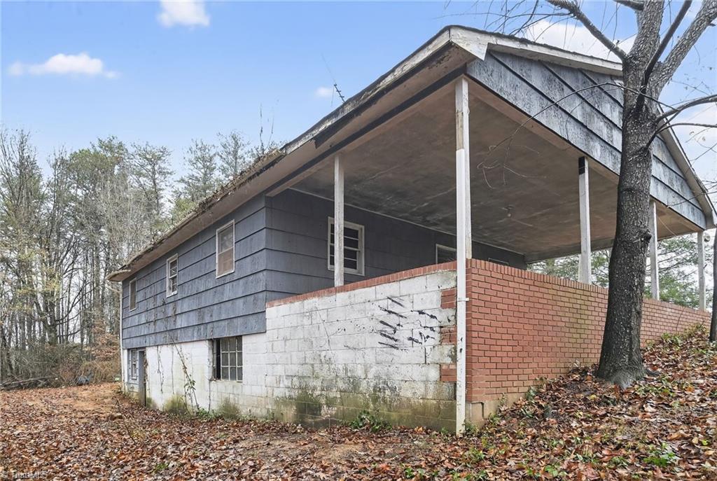 4021 Vestal Road Property Photo 27
