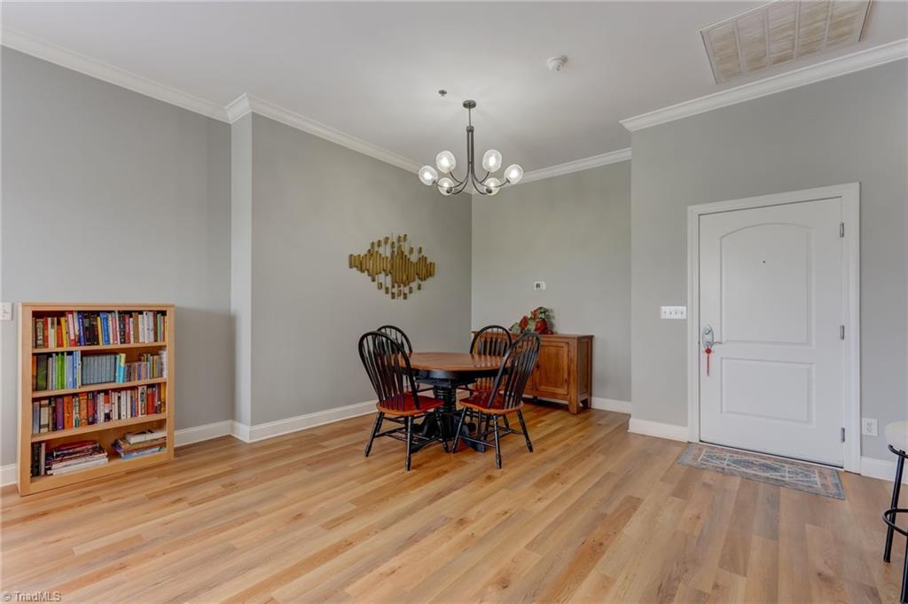 113 N Church Street # 202 Property Photo 23