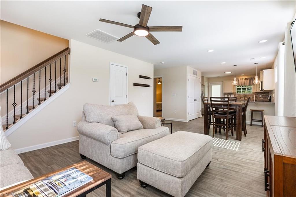 3807 Copperfield Court Property Photo 8