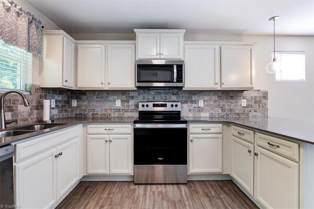 3807 Copperfield Court Property Photo 13