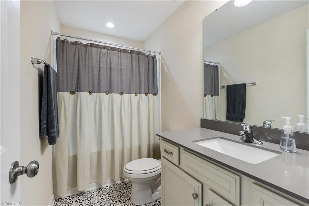3807 Copperfield Court Property Photo 28