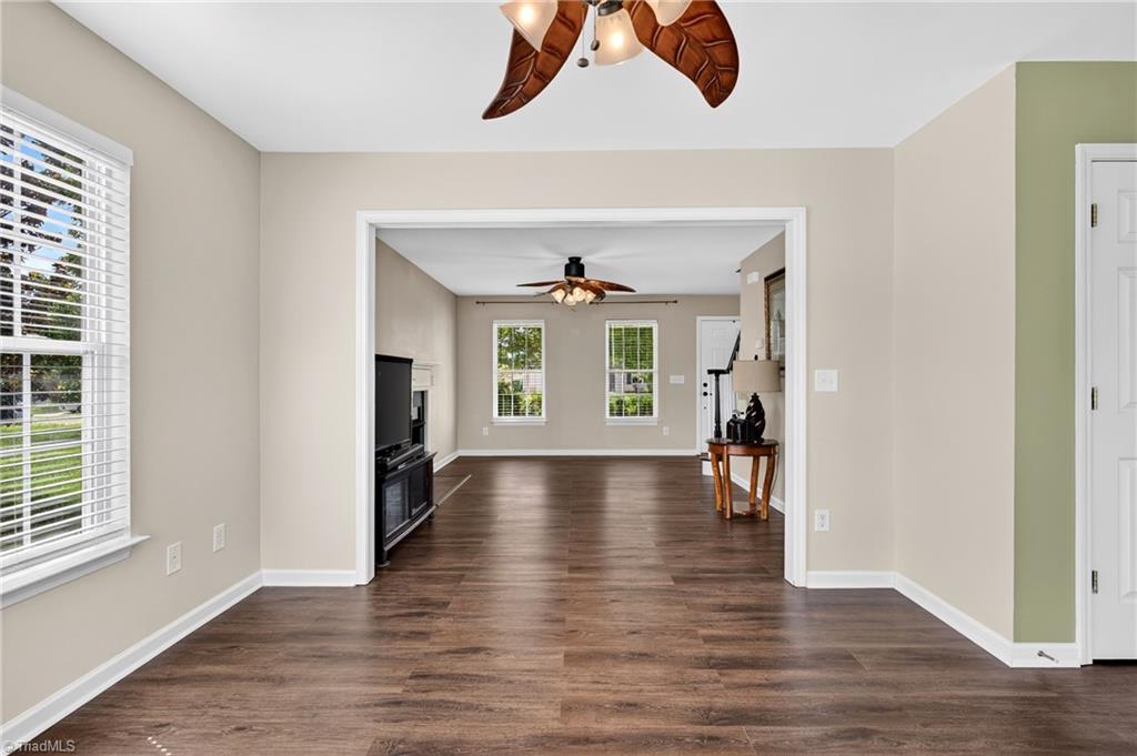 2509 Covington Loop Property Photo 15