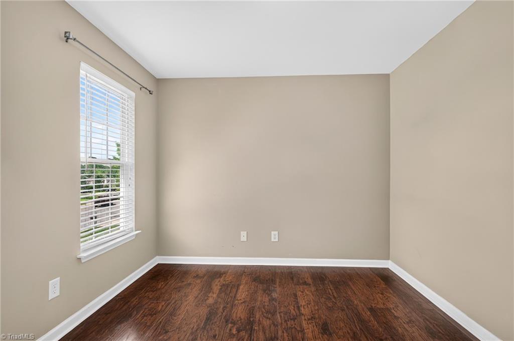 2509 Covington Loop Property Photo 40