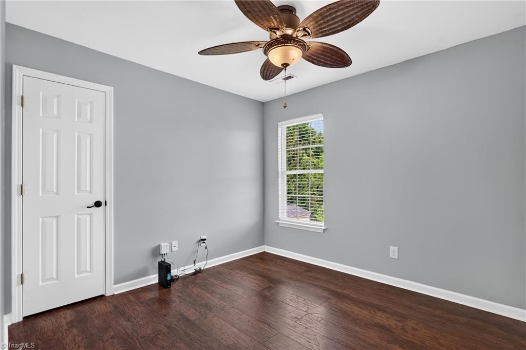 2509 Covington Loop Property Photo 42