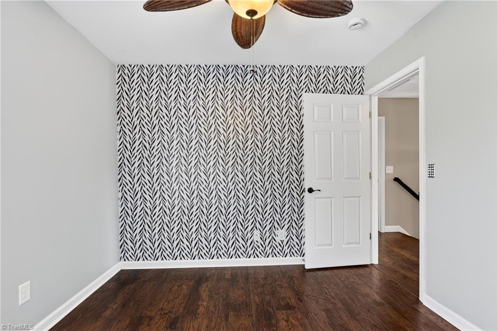 2509 Covington Loop Property Photo 43