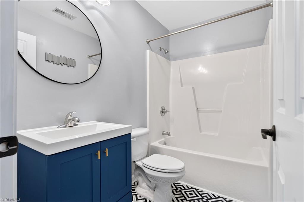 2509 Covington Loop Property Photo 47