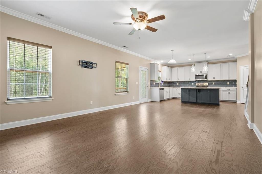 6511 Rogers Farm Road Property Photo 5