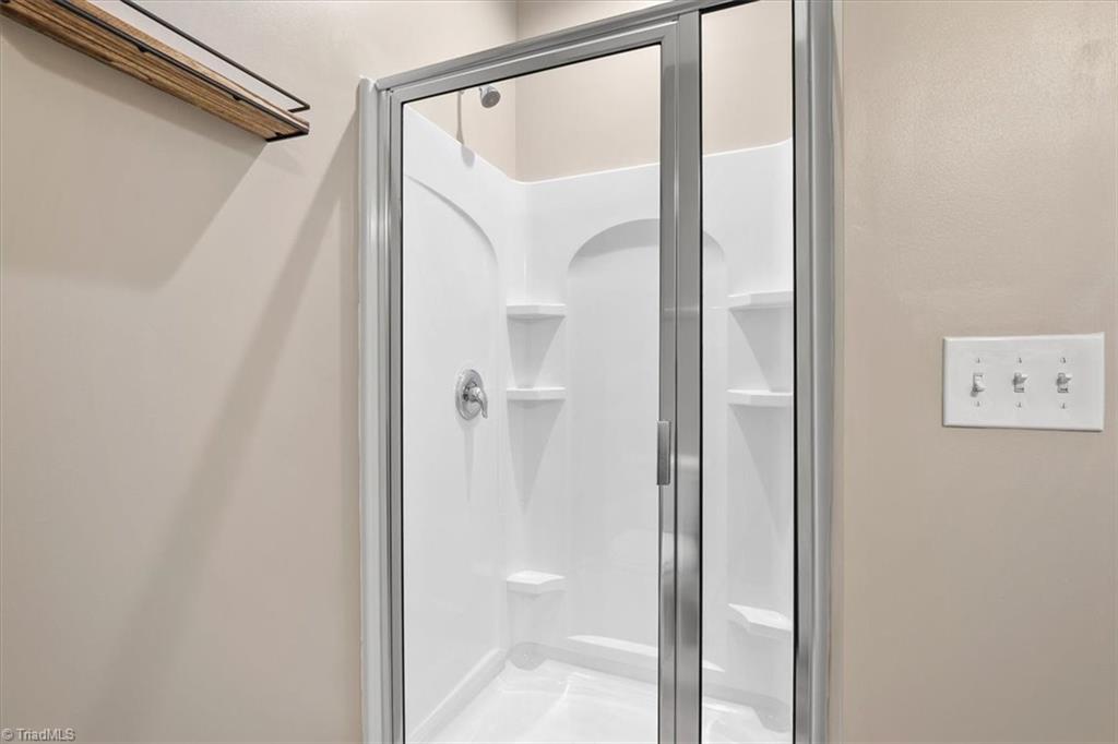 6511 Rogers Farm Road Property Photo 18