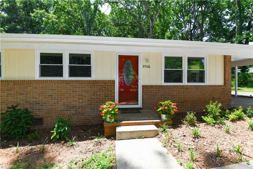3506 Treeview Lane Property Photo 2