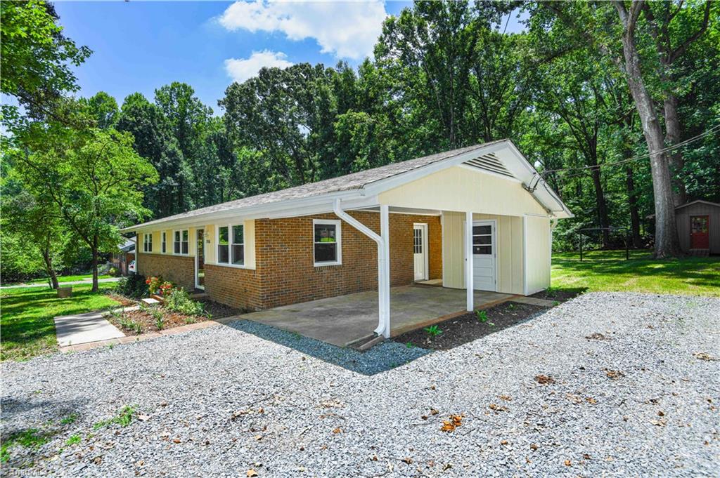 3506 Treeview Lane Property Photo 5