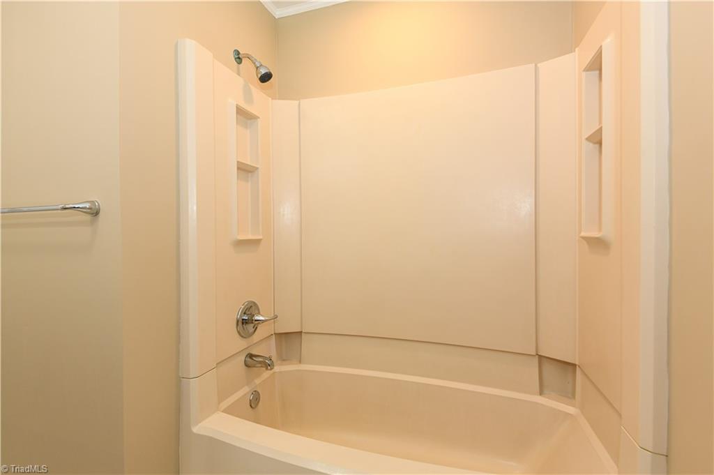 3506 Treeview Lane Property Photo 23
