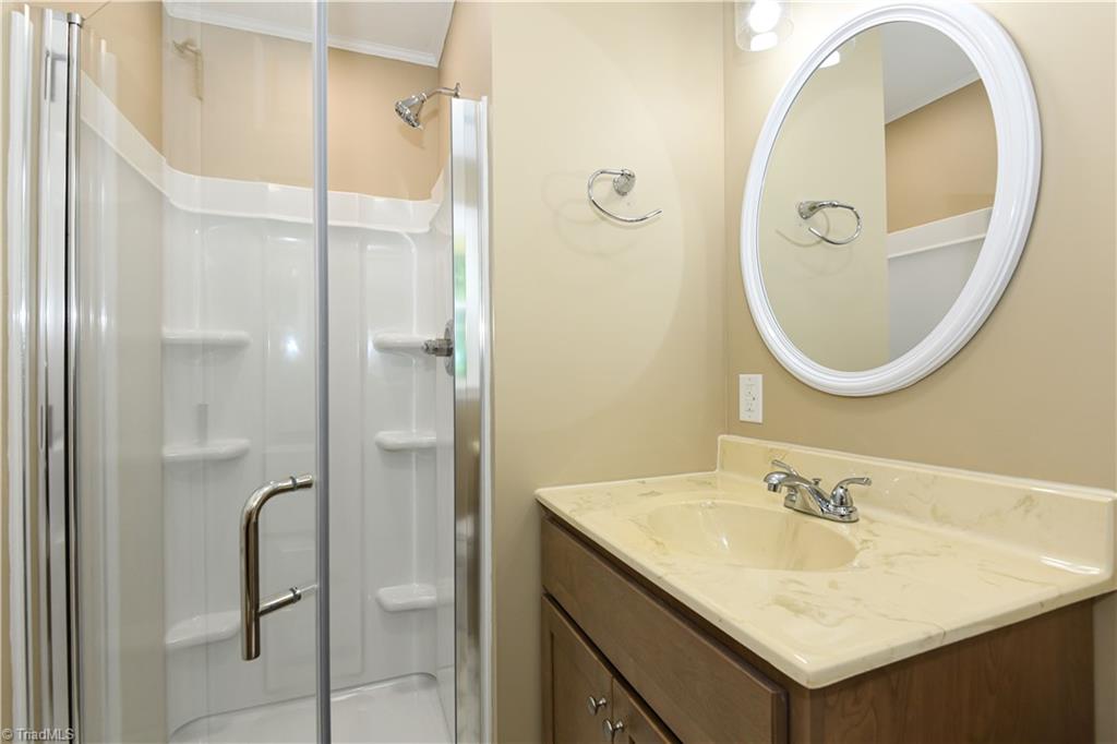 3506 Treeview Lane Property Photo 27