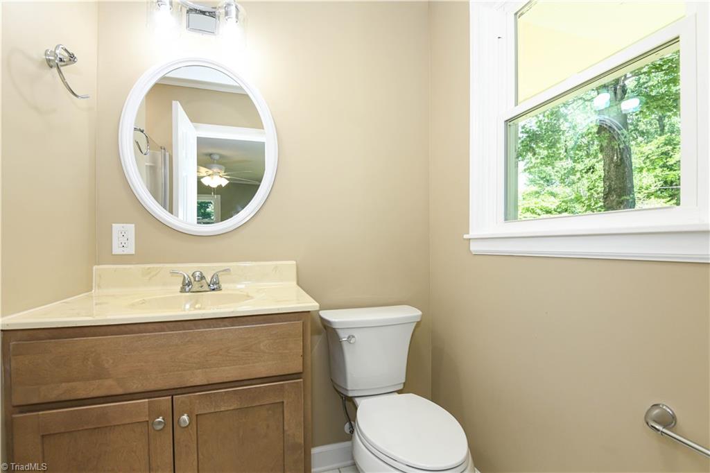 3506 Treeview Lane Property Photo 28