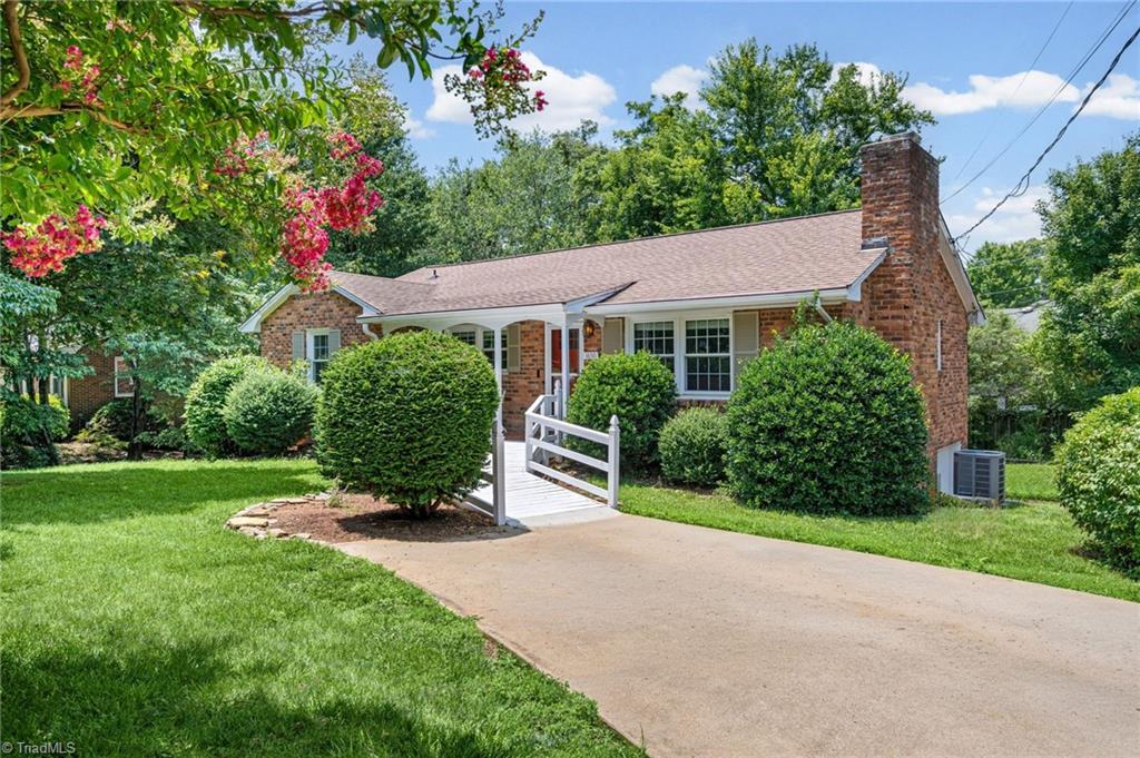 1650 Sandersted Road Property Photo 1
