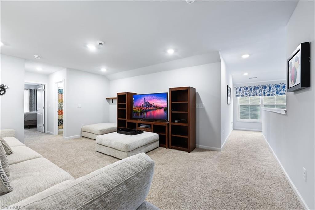 5127 Garnet Hill Drive Property Photo 33