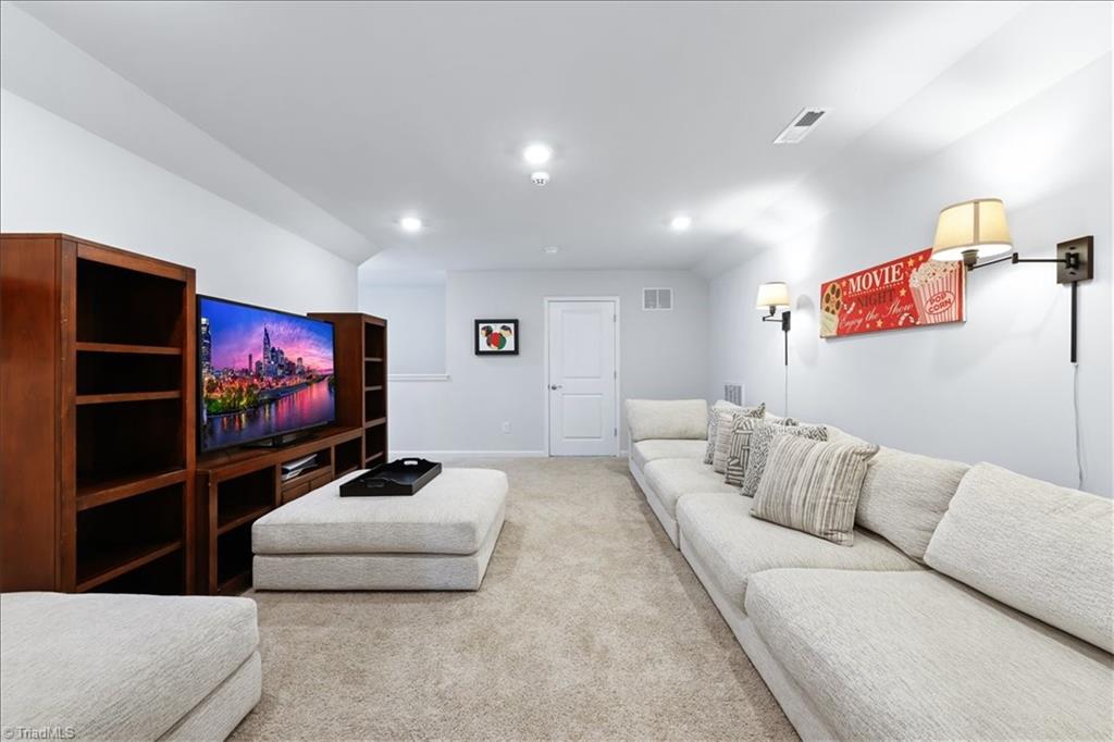 5127 Garnet Hill Drive Property Photo 34