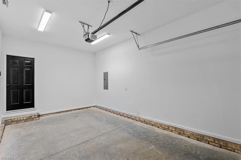 655 Woodland Circle Property Photo 20
