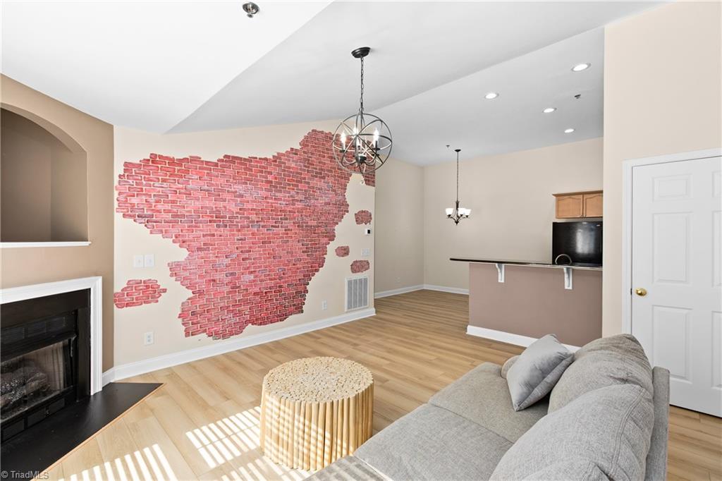4752 Tatton Park Circle # 3d Property Photo 7